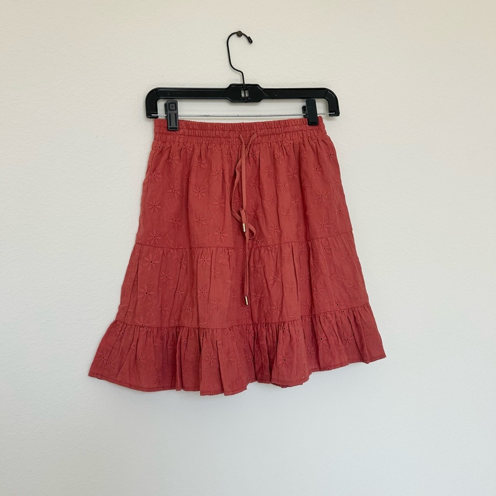 NWT MinkPink Long Sleeve Eyelet Floral Top & Tiered Mini Skirt Set - Picture 6 of 7